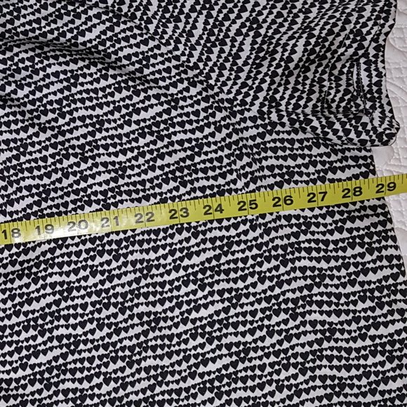 H&M+ Heart Pattern Blouse size 24 - Picture 4 of 7